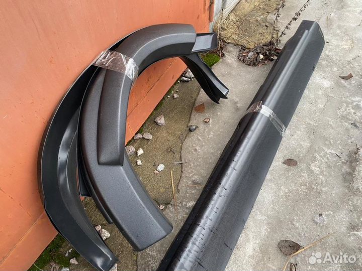 Накладки на “Chevrolet Niva”