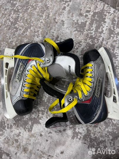 Хоккейные коньки bauer