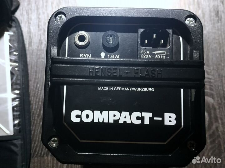 Комплект Hensel Flash Expert Compact-B 500