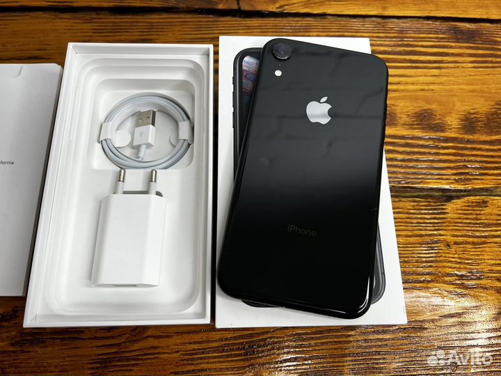 iPhone Xr, 128 ГБ