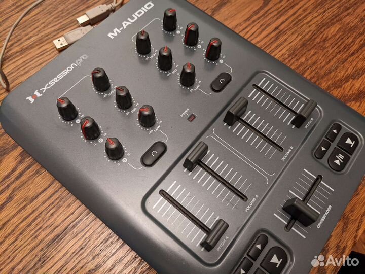 Midi контроллер M-audio X-session pro