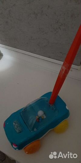 Детская машинка и утёнок каталка с ручкой