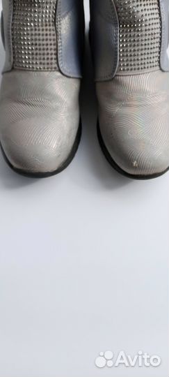 Демисезонные ботинки для девочки 31