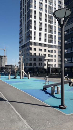 2-к. квартира, 57,3 м², 2/17 эт.