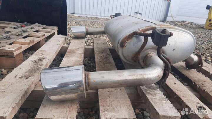 Задняя банка глушителя Инфинити QX70 FX35 37 S51