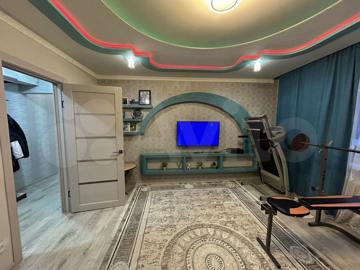 3-к. квартира, 65 м², 3/9 эт.