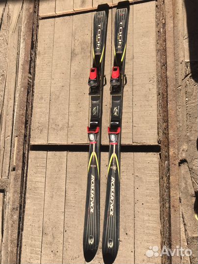 Горные лыжи и ботинки