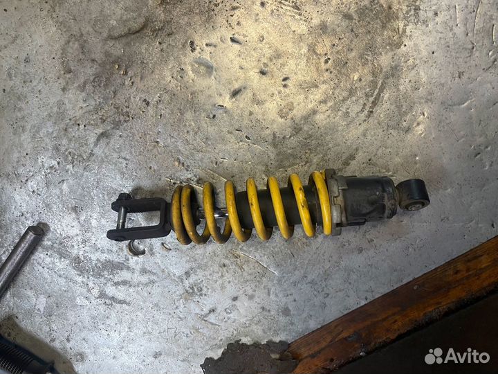 Амортизатор Suzuki SV400 SV650