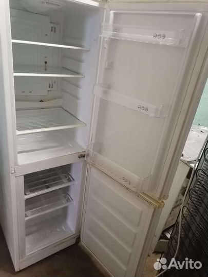 Холодильник по запчастям
