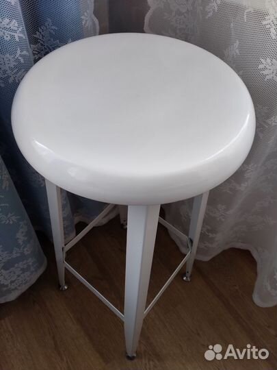 Стул барный