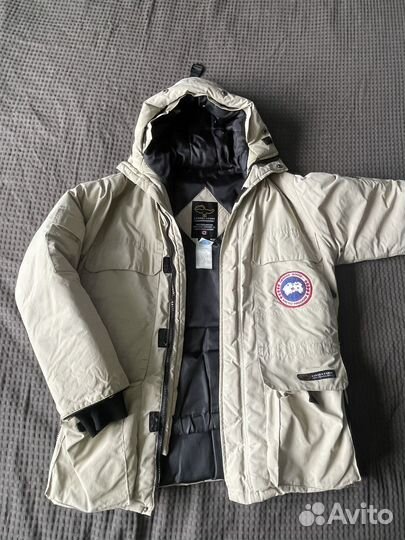 Пуховик Canada Goose