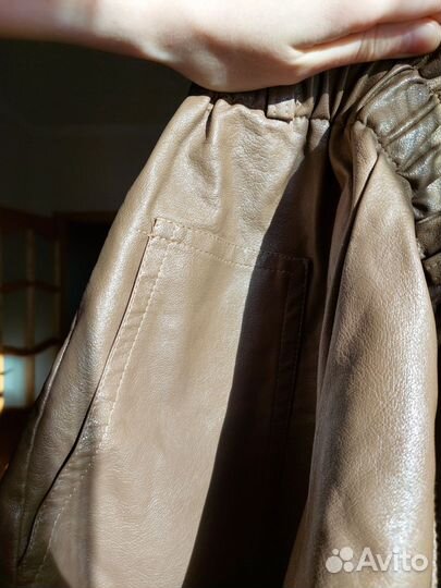 Шорты женские из экокожи 44 размер