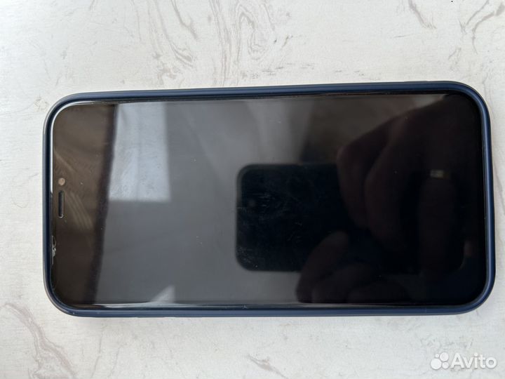 Продам iPhone 11 64 gb