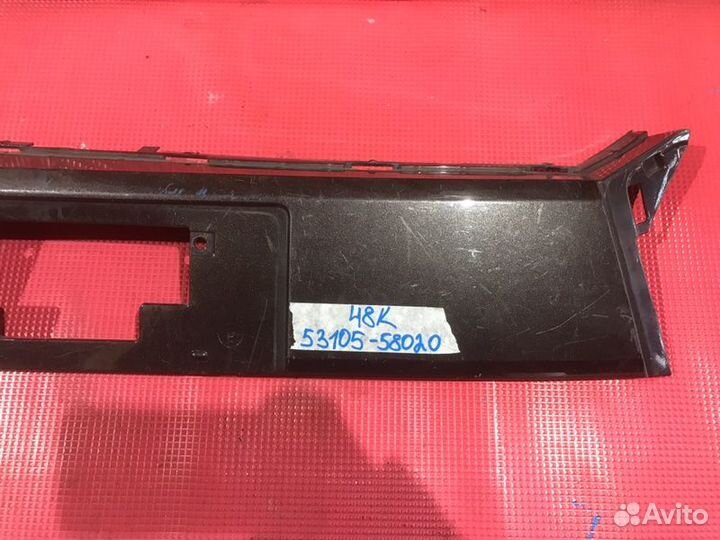 Накладка на бампер перед. toyota vellfire