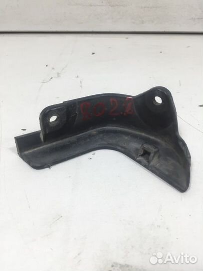 Брызговик задний правый