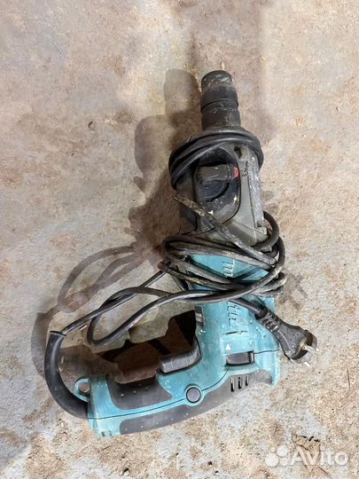 Перфоратор makita HR2470