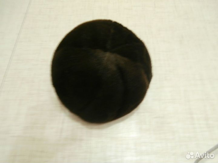 Берет женский из нерпы