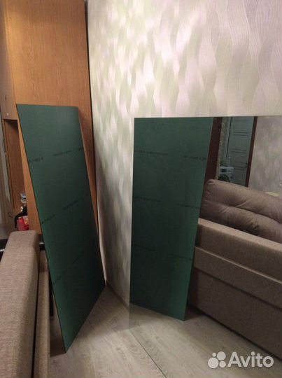 Зеркало листом