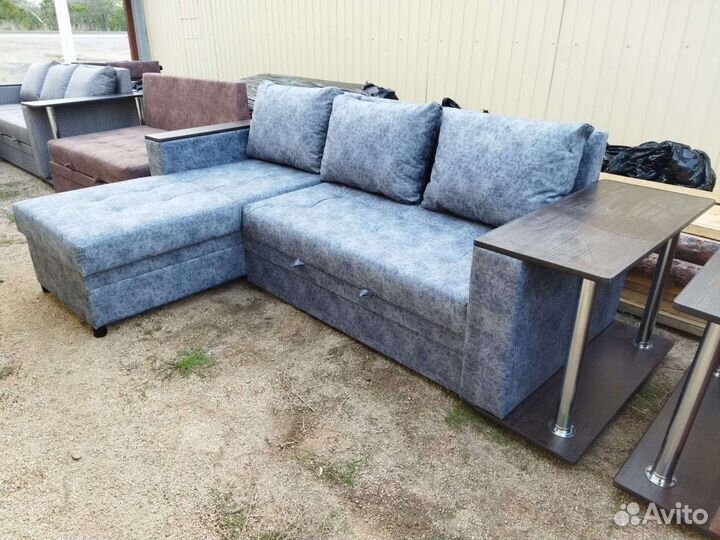 Диван оттоманка + стол