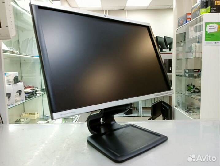 Монитор 24 HP LA2405wg VGA DVI DisplayPort