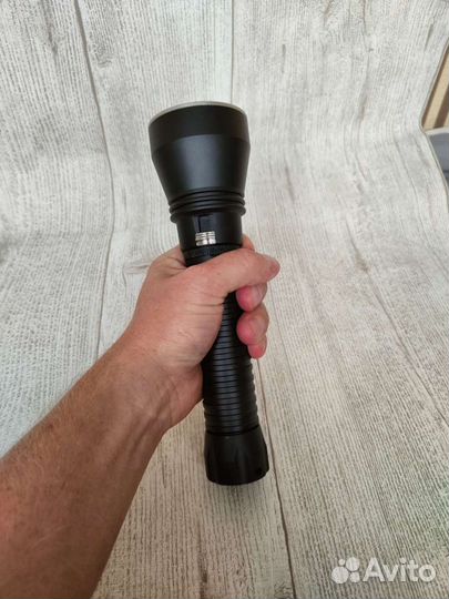 Фонарь для подводной охоты и дайвинга d170