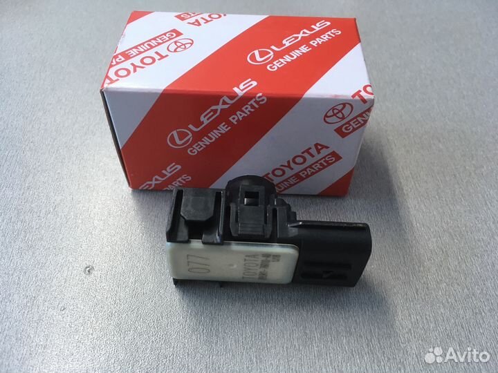 Датчик парковки 8934176010 lexus GS