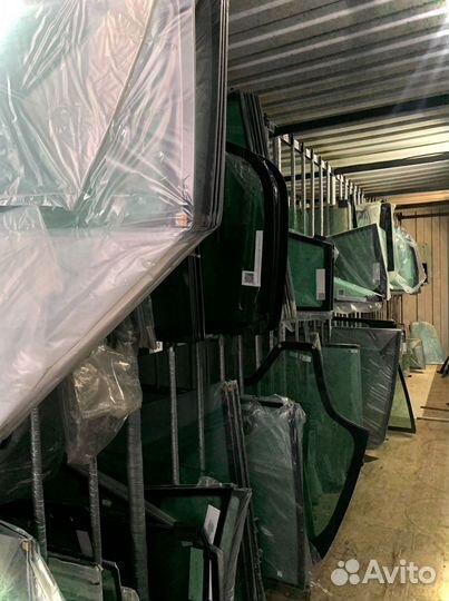 Лобовое стекло для JCB 456 ZX