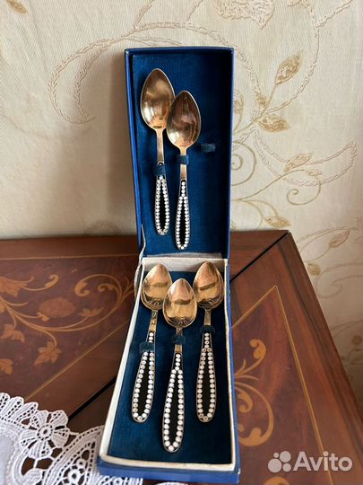 Серебряные ложки с позолотой и эмалью