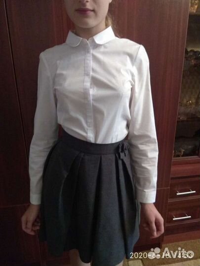 Рубашка школьная, почти новая
