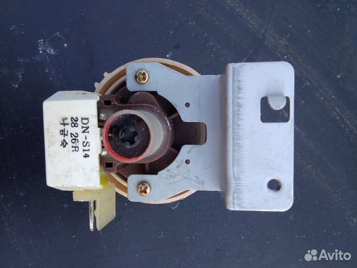 Электродвигатель на стиральную машину