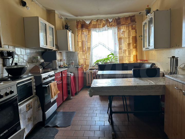 Комната 13,1 м² в > 9-к., 5/5 эт.