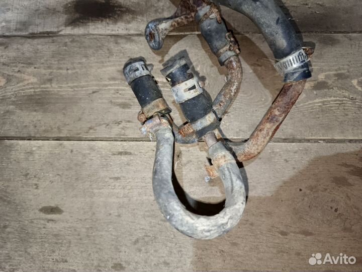 Патрубки отопителя Toyota Hilux Surf 1991г