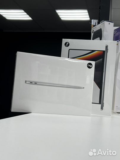 Macbook air m1 8/256 silver - Новый, Рассрочка