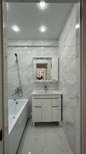 3-к. квартира, 84 м², 8/10 эт.