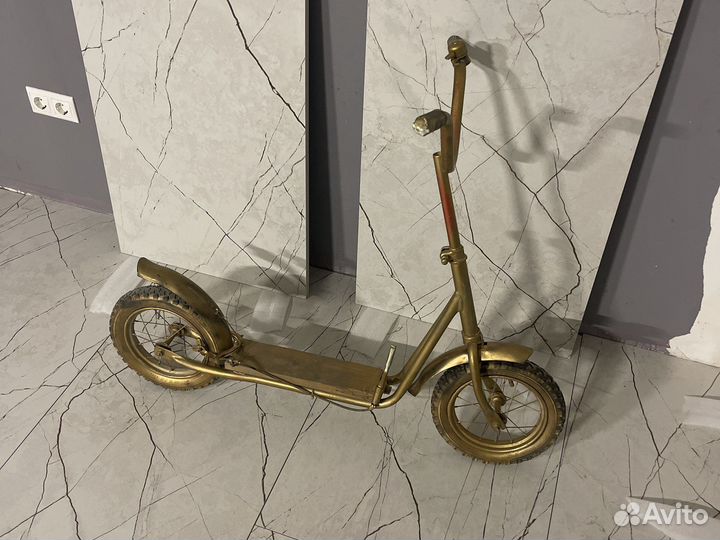 Самокат советский на надувных колесах