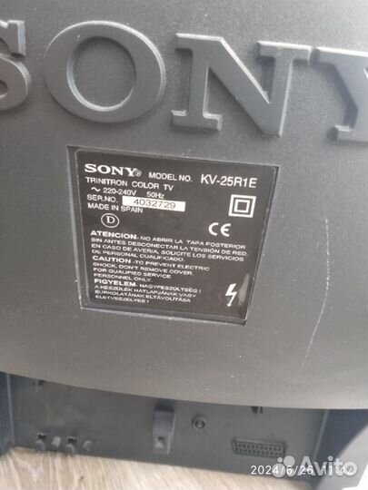 Телевизор sony 75см