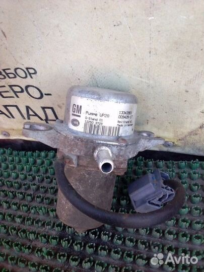 Насос вакуумный Chevrolet Cruze J300 F16D3