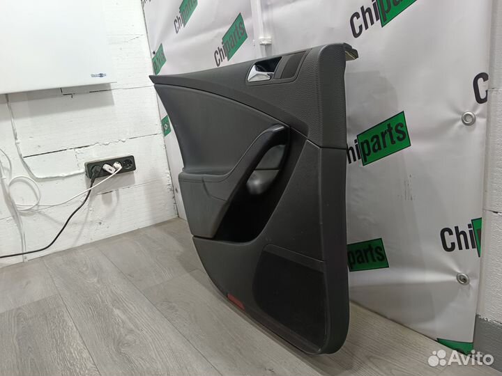 Дверная карта задняя L для Volkswagen Passat B6