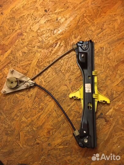 Механизм стеклоподъемника Фольксваген Поло седан