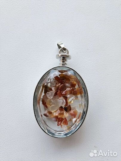 Кулон с натуральными камнями