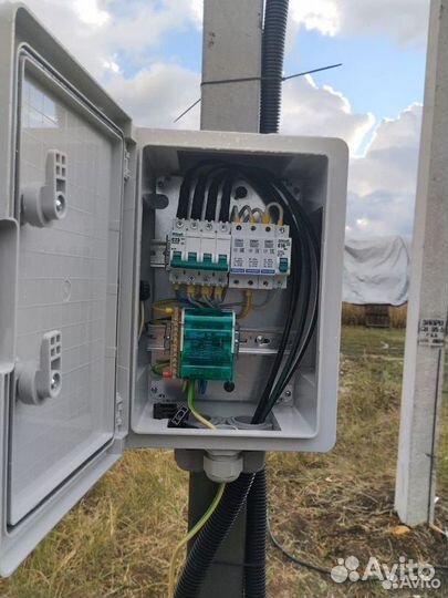 Монтаж вводов. Установка трубостоек до 6м. и щитов