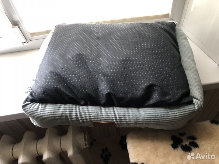 Лежанка для кошек