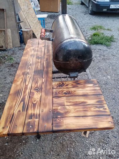 Мангал с крышкой