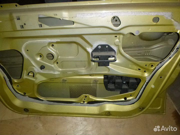 Дверь передняя правая peugeot 307 2001-2007