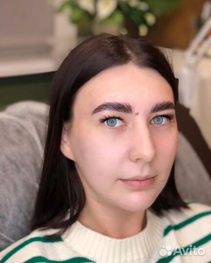 Коррекция и окрашивание бровей