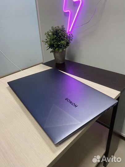 Мощный Honor magicbook PRO на ryzen 5 3550