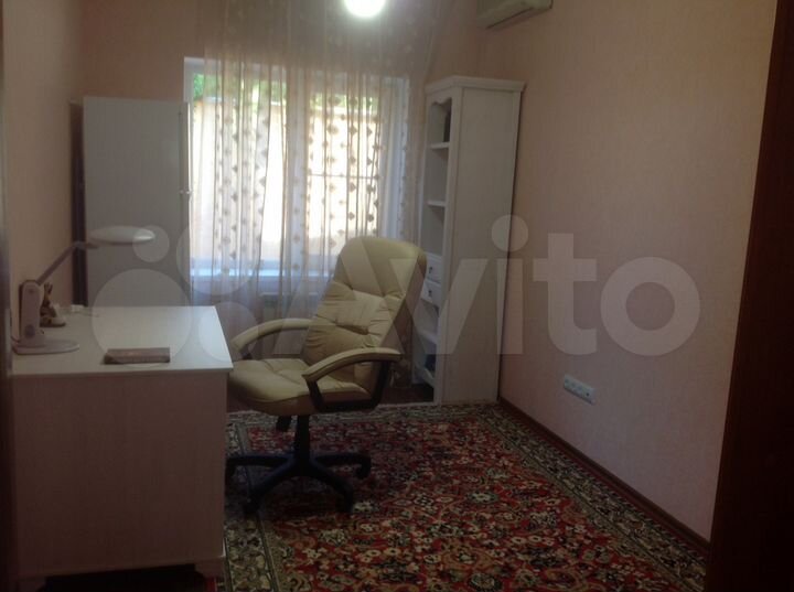 Коттедж 336 м² на участке 6,5 сот.