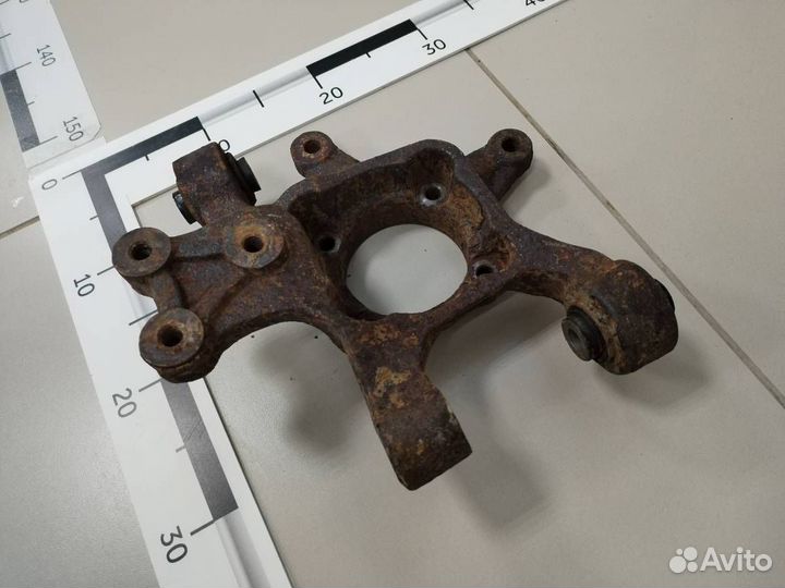 Кулак поворотный задний правый, Chevrolet Captiva