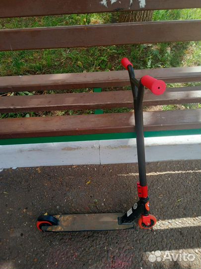 Трюковой самокат