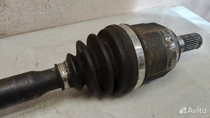 Привод передний правый